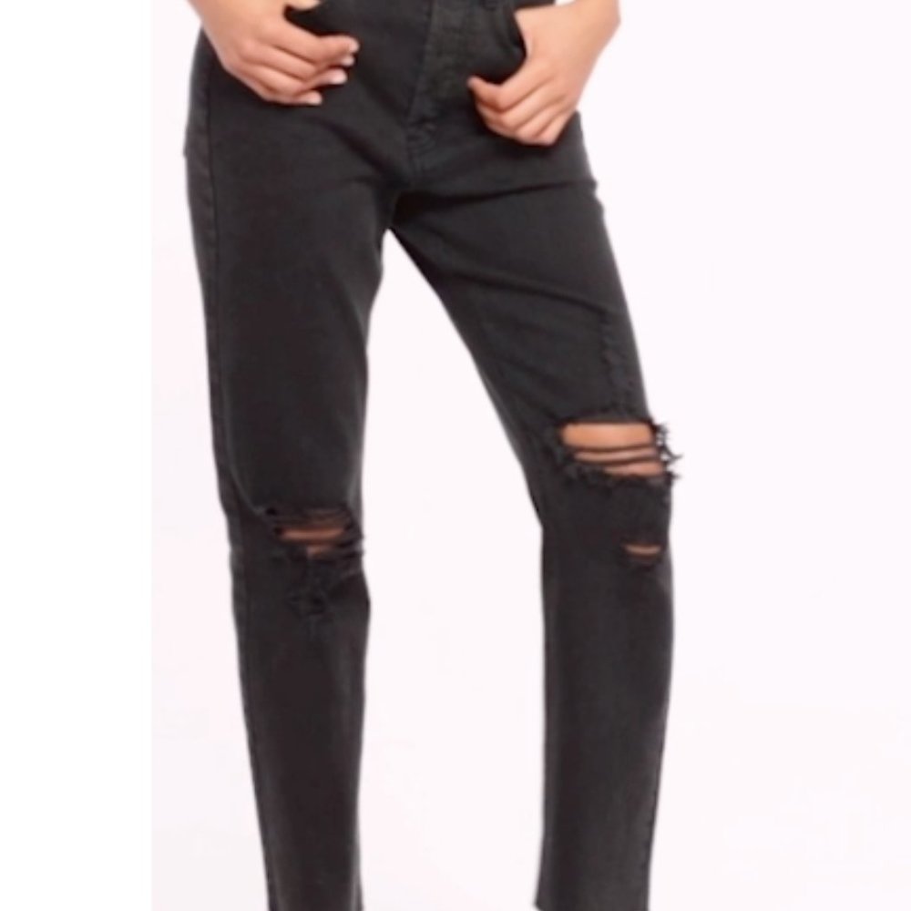 WILD FABLE | Highest Rise Straight Distressed Black Jeans | Size 00